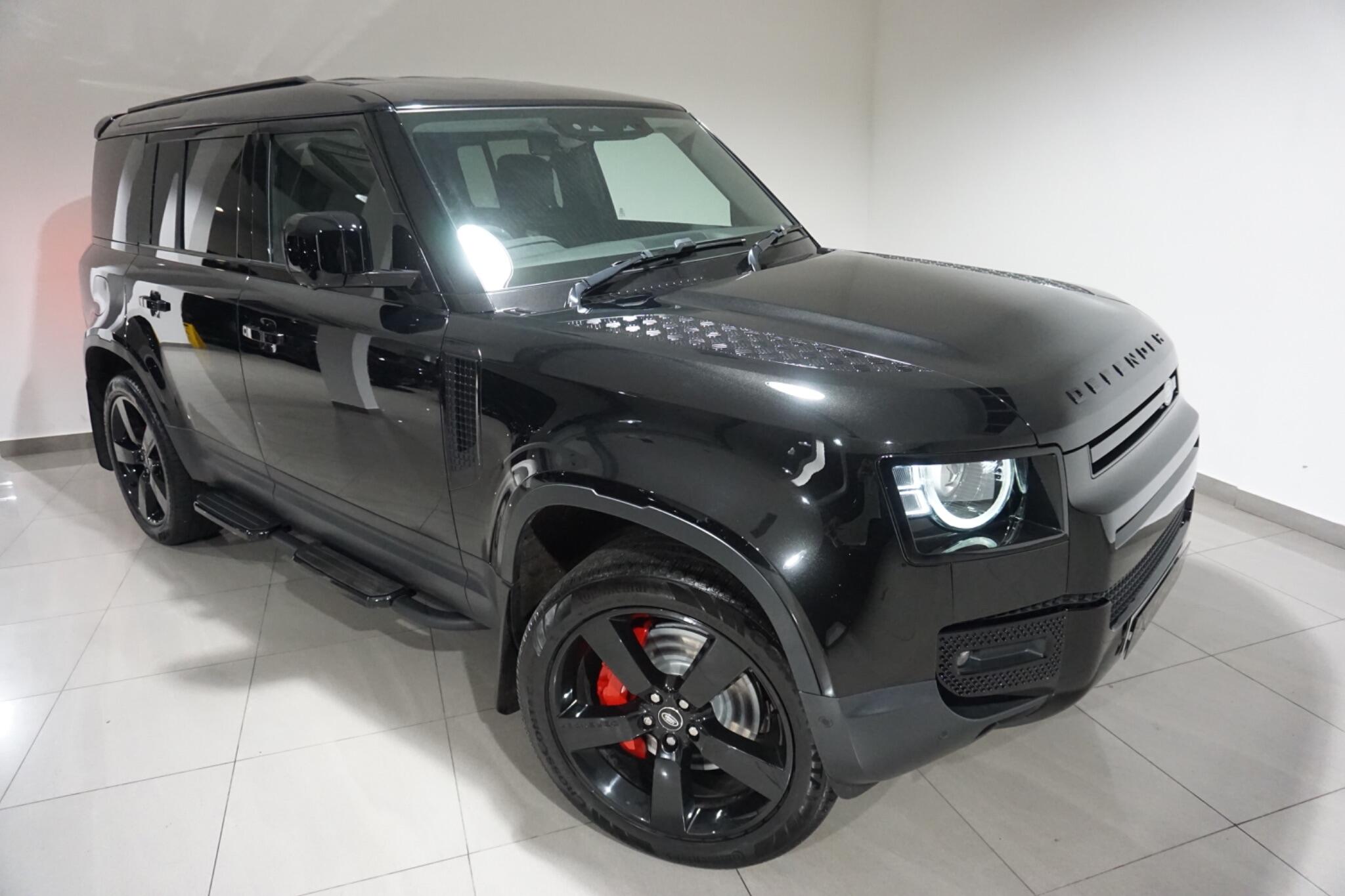 Land Rover Defender 110 3.0 D250 MHEV HSE Hard Top SUV 5dr Diesel Auto 4WD MWB Euro 6 (s/s) (250 ps)